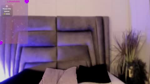 Danna online show from 11/10/25, 07:02