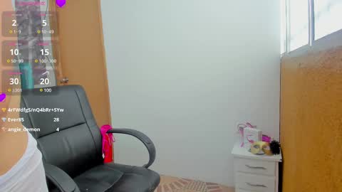 Snapshot of dannamishellx_ chatting on 02/11/25, 07:16 Danna online show from 02/11/25, 07:16