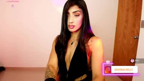 Danna Wells online show from 05/09/26, 02:39