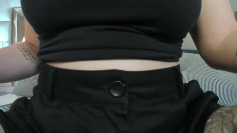 Danna online show from 04/24/26, 06:32