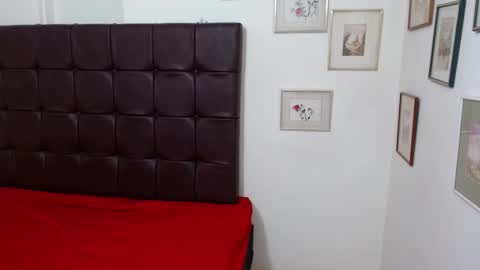 Danna online show from 02/25/25, 03:05