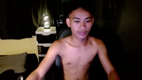 Snapshot of danner_fuckerxx chatting on 03/07/26, 02:25 DANNER online show from 03/07/26, 02:25