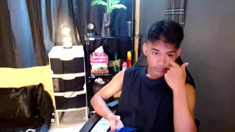 Snapshot of danner_fuckerxx chatting on 03/08/26, 11:03 DANNER online show from 03/08/26, 11:03