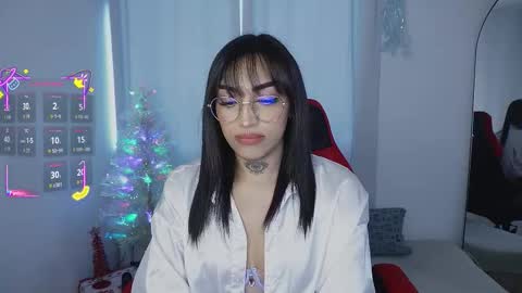    online show from 11/28/25, 08:00