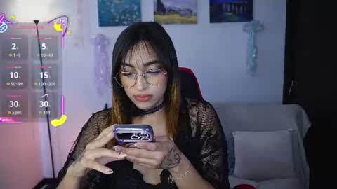    online show from 06/12/26, 07:02