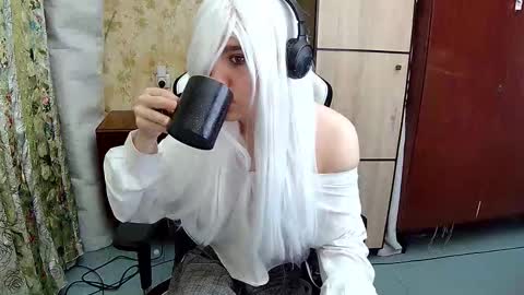 HilmarZ online show from 10/22/25, 06:07