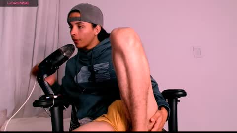 Danny online show from 10/05/25, 01:04