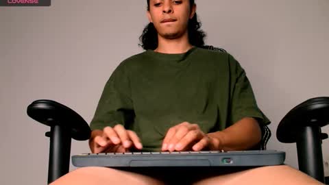 Danny online show from 10/29/25, 01:41