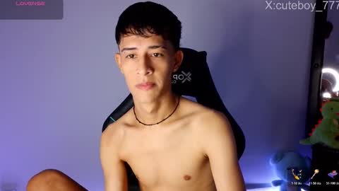 Snapshot of danny777_ chatting on 11/05/25, 10:04 Danny online show from 11/05/25, 10:04