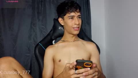 Snapshot of danny777_ chatting on 01/08/26, 06:54 Danny online show from 01/08/26, 06:54