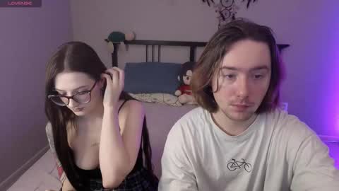 Snapshot of danny_and_ellen chatting on 02/07/26, 05:27 danny and ellen online show from 02/07/26, 05:27