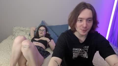 Snapshot of danny_and_ellen chatting on 02/12/26, 05:41 danny and ellen online show from 02/12/26, 05:41