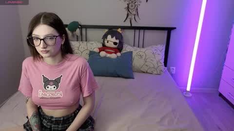 Snapshot of danny_and_ellen chatting on 02/27/26, 05:24 danny and ellen online show from 02/27/26, 05:24