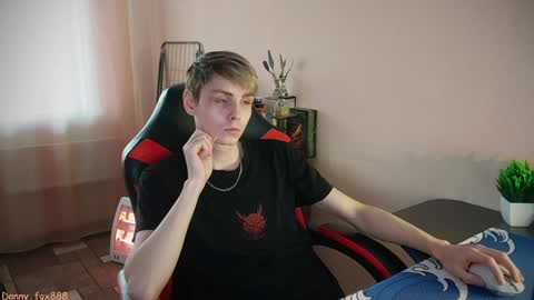 Snapshot of danny_fox888 chatting on 02/05/25, 10:41 Daniel online show from 02/05/25, 10:41