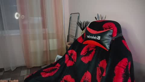 Snapshot of danny_fox888 chatting on 02/06/25, 05:09 Daniel online show from 02/06/25, 05:09