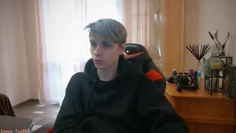 Snapshot of danny_fox888 chatting on 03/04/25, 07:08 Daniel online show from 03/04/25, 07:08