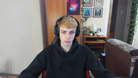 Snapshot of danny_fox888 chatting on 09/13/25, 02:28 Daniel online show from 09/13/25, 02:28