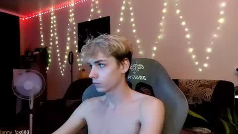 Snapshot of danny_fox888 chatting on 07/18/26, 10:02 Daniel online show from 07/18/26, 10:02