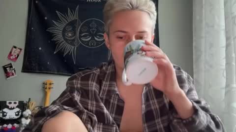 danny online show from 11/03/25, 01:01