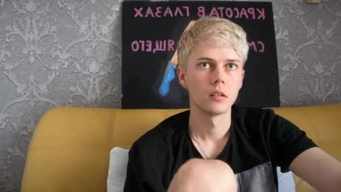 Snapshot of danny_love01 chatting on 04/24/26, 12:40 danny online show from 04/24/26, 12:40