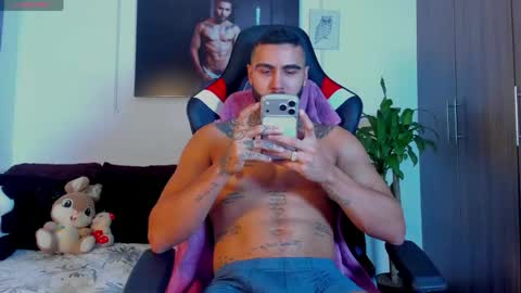 Snapshot of danny_wilson1 chatting on 04/19/26, 12:37 Danny Willson online show from 04/19/26, 12:37