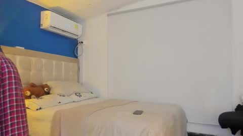 Danny online show from 09/24/25, 02:48