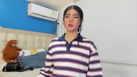 Snapshot of danny_winslow chatting on 12/23/25, 02:42 Danny online show from 12/23/25, 02:42