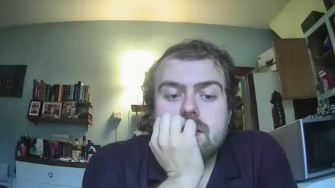 Snapshot of dannyb0y95 chatting on 10/22/25, 03:45 Danny online show from 10/22/25, 03:45