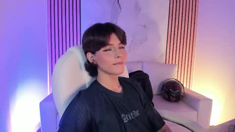 Snapshot of dannysastar_ chatting on 02/25/26, 10:19 DANNYSA online show from 02/25/26, 10:19