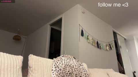 Snapshot of dannywalter789 chatting on 12/10/24, 01:00 Danny online show from 12/10/24, 01:00