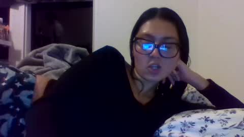 Snapshot of dannywoq1 chatting on 11/16/25, 05:46 Kinky couple online show from 11/16/25, 05:46