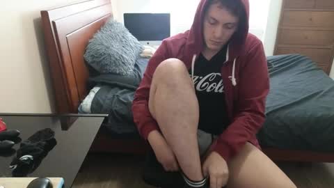 Snapshot of danruiz33 chatting on 11/06/25, 02:40 Dan online show from 11/06/25, 02:40