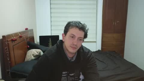 Snapshot of danruiz33 chatting on 01/08/26, 03:09 Dan online show from 01/08/26, 03:09