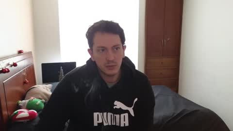 Snapshot of danruiz33 chatting on 01/09/26, 04:43 Dan online show from 01/09/26, 04:43