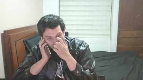 Snapshot of danruiz33 chatting on 02/01/26, 01:59 Dan online show from 02/01/26, 01:59