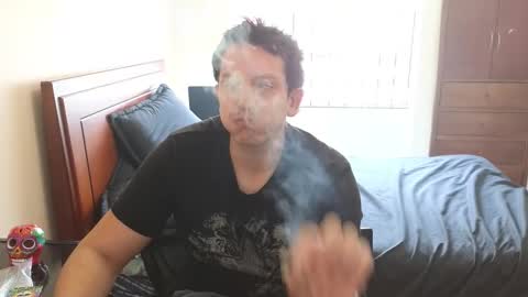 Snapshot of danruiz33 chatting on 02/02/26, 03:00 Dan online show from 02/02/26, 03:00