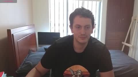 Snapshot of danruiz33 chatting on 03/10/26, 08:58 Dan online show from 03/10/26, 08:58