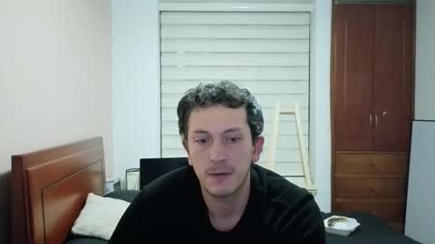 Snapshot of danruiz33 chatting on 03/25/26, 03:34 Dan online show from 03/25/26, 03:34