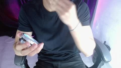 Snapshot of dante_18cm chatting on 05/11/26, 12:38 Dante online show from 05/11/26, 12:38