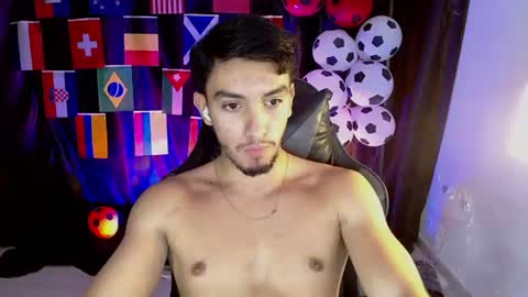 Snapshot of dante_18cm chatting on 07/17/26, 12:28 Dante online show from 07/17/26, 12:28