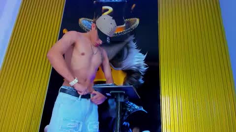 Snapshot of dante_brown1 chatting on 11/12/25, 09:36 dante_brown1 online show from 11/12/25, 09:36