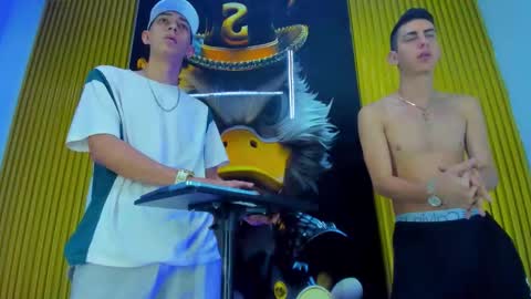 Snapshot of dante_brown1 chatting on 12/21/25, 04:30 dante_brown1 online show from 12/21/25, 04:30