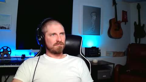 dante_cross_x89 online show from 11/16/25, 06:52