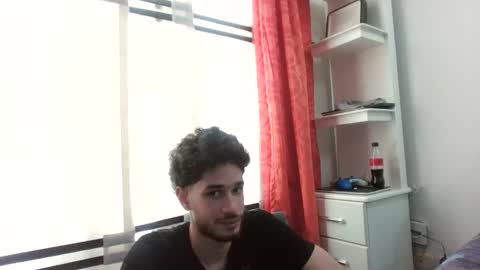 Snapshot of dante_dm chatting on 12/20/25, 02:57 DANTE DI MARCO online show from 12/20/25, 02:57