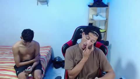 Snapshot of dante_lord chatting on 12/17/25, 04:40 Dante online show from 12/17/25, 04:40