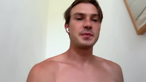 Snapshot of dante_ray chatting on 04/17/26, 03:53 Dante and Ray online show from 04/17/26, 03:53