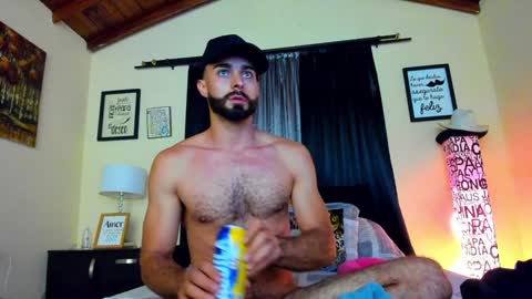 Dante Sstrong online show from 01/21/25, 07:47