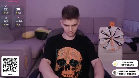 Snapshot of dantebigboi chatting on 12/16/24, 07:00 Daniel online show from 12/16/24, 07:00