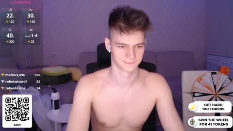 Snapshot of dantebigboi chatting on 12/28/24, 08:58 Daniel online show from 12/28/24, 08:58