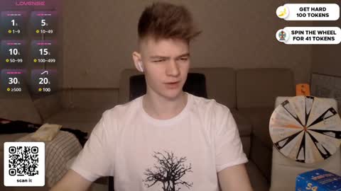 Snapshot of dantebigboi chatting on 01/13/25, 06:59 Daniel online show from 01/13/25, 06:59